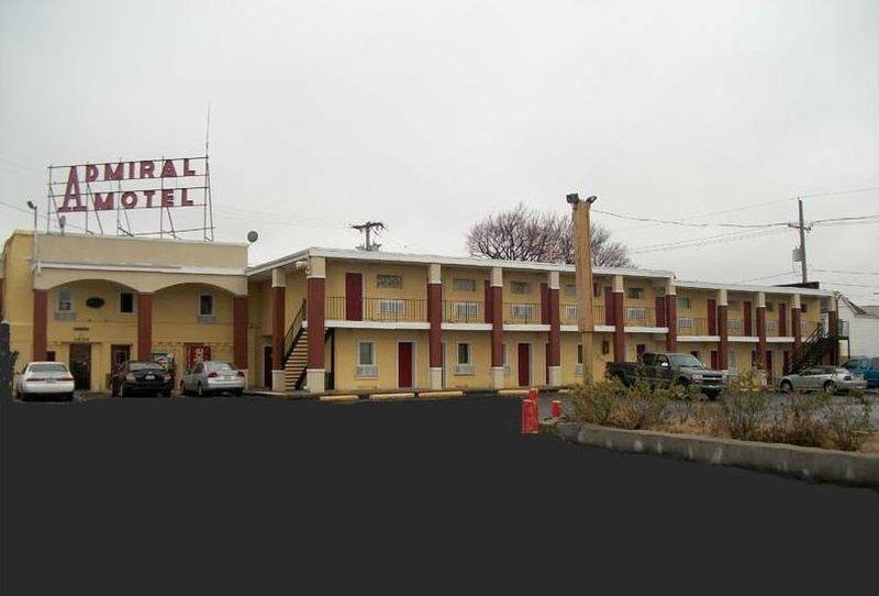 堪萨斯城 罗德威旅馆酒店 外观 照片